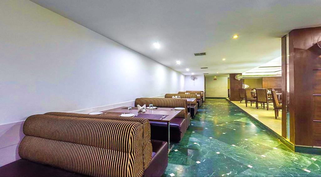 Ongole Hotel Central Park מראה חיצוני תמונה